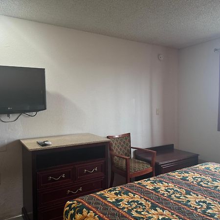 Nampa Inn & Suites Exteriér fotografie