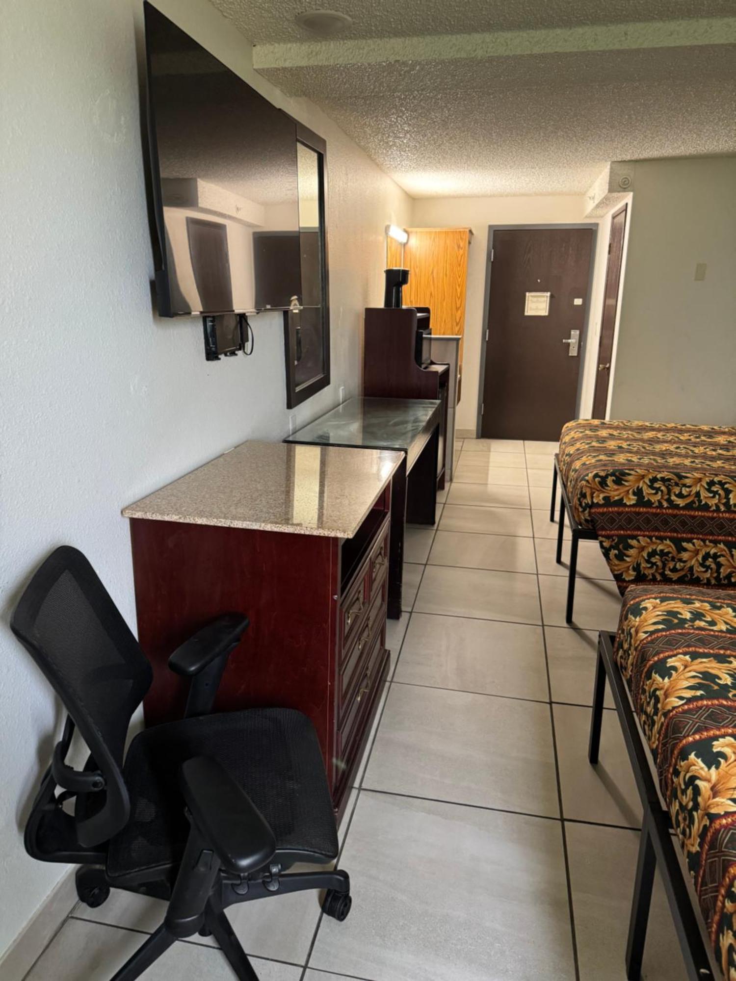 Nampa Inn & Suites Exteriér fotografie