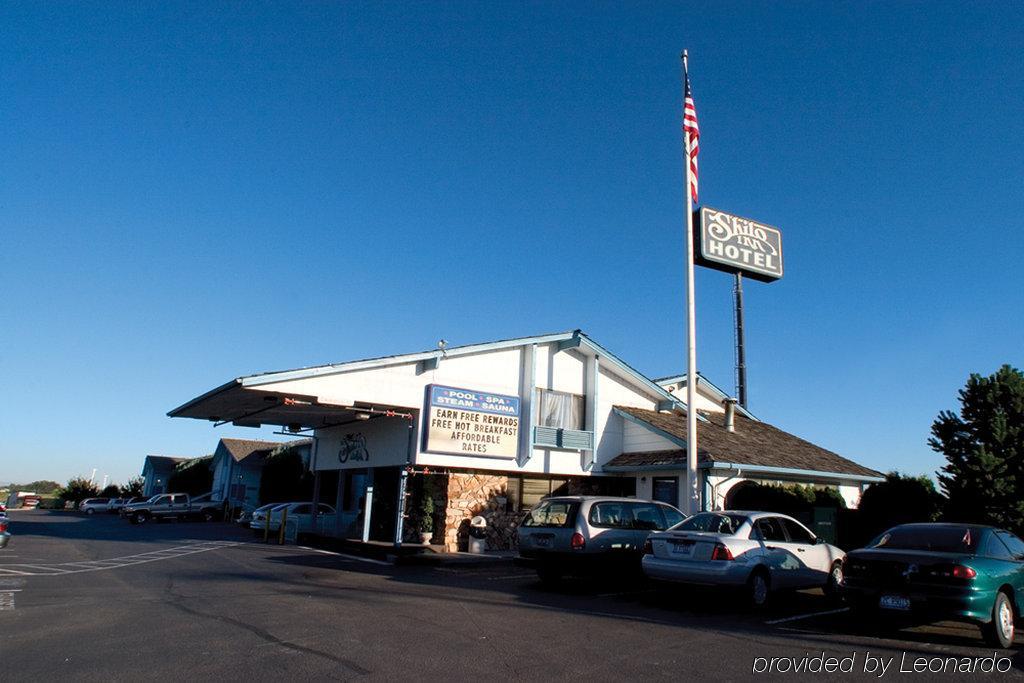 Nampa Inn & Suites Exteriér fotografie