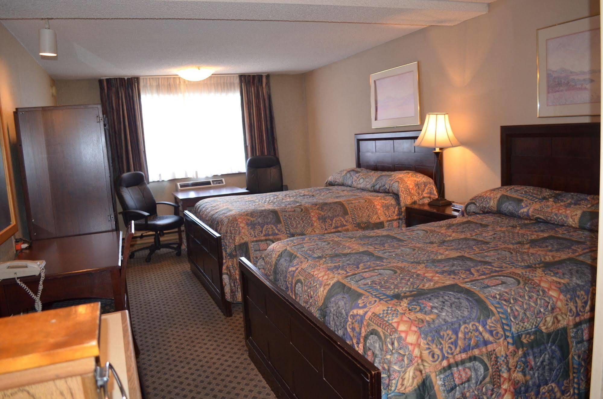 Nampa Inn & Suites Exteriér fotografie